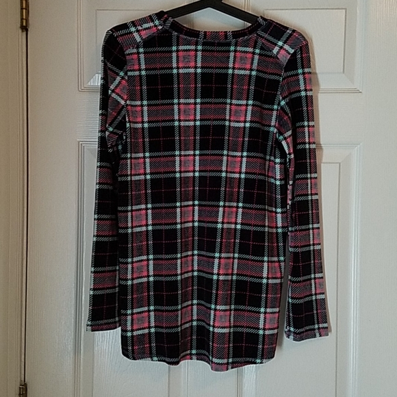 Top - Picture 2 of 3